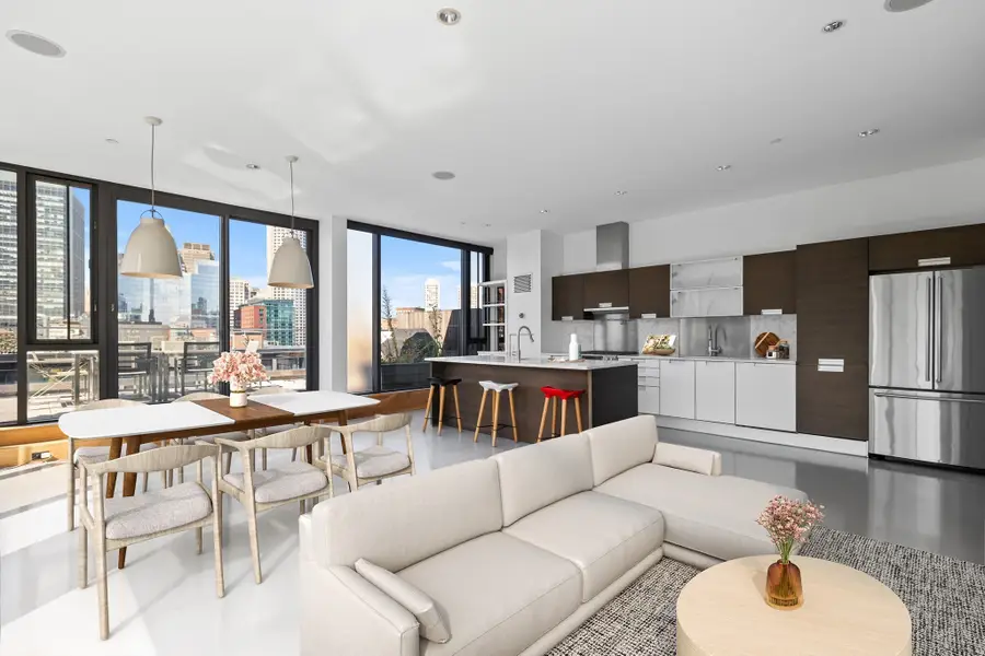 346 Congress St. #PH 701, Boston, MA 02210 - #2