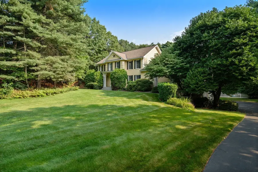2 Sanger Cir, Dover, MA 02030 - #2