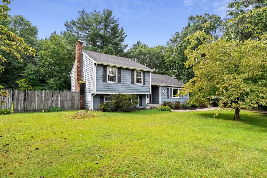 15 Liane Way, Pembroke, MA 02359 - #3