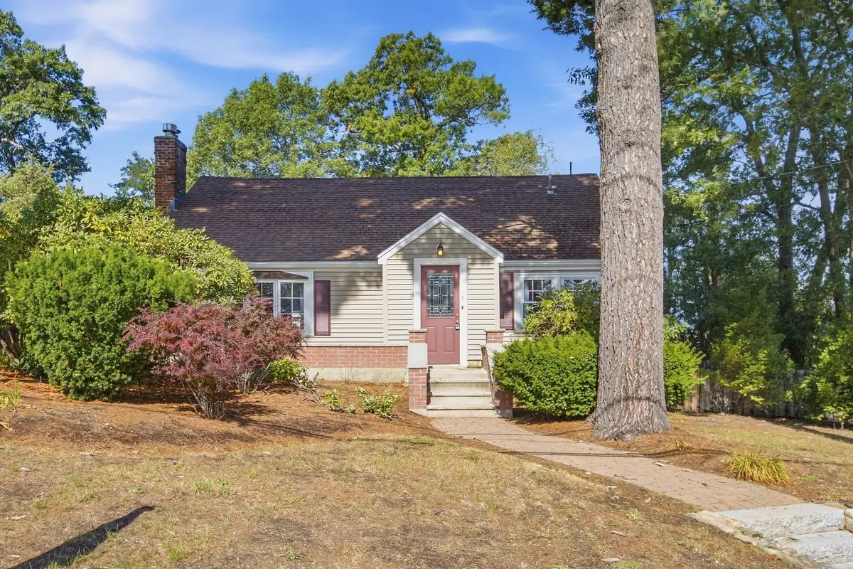 1 Great Pines Ave, Burlington, MA 01803 - #1