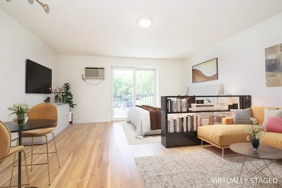 50 Green St #207, Brookline, MA 02446 - #3