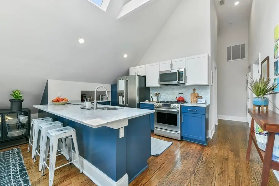 37 Oakview Ter #3, Boston, MA 02130 - #3