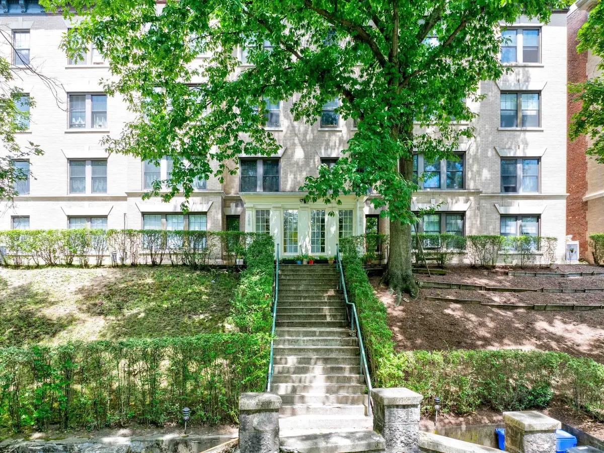 1584 Beacon St #A, Brookline, MA 02446 - #1