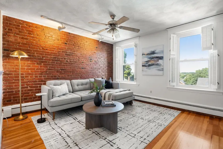 25 South Street #4A, Boston, MA 02135 - #2