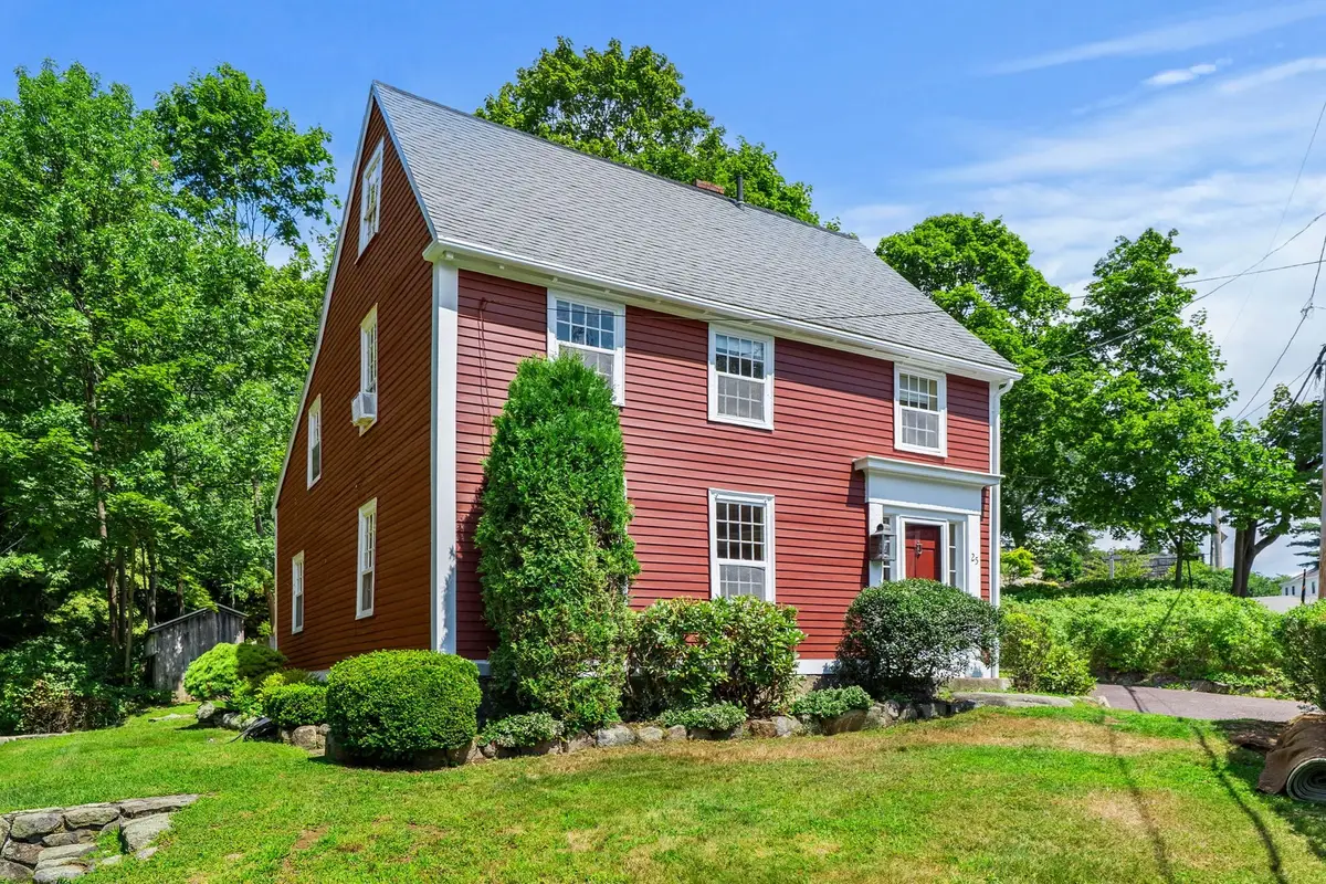 25 Bennett St, Manchester, MA 01944 - #1