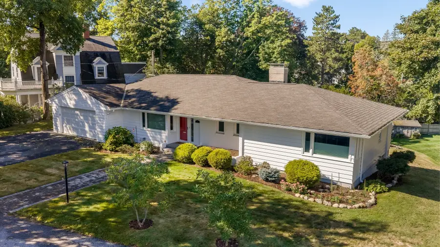 4 Arlington Ter, Haverhill, MA 01830 - #2