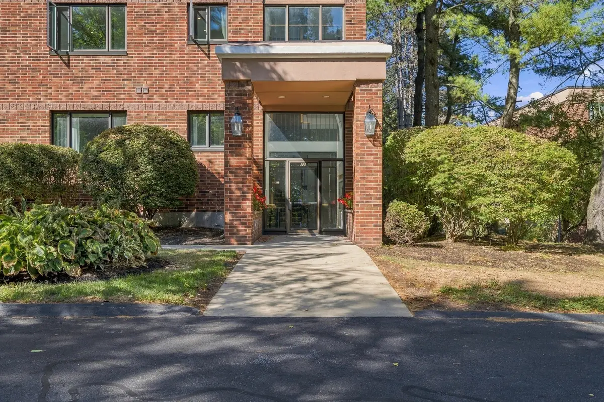 12 Ledgewood Way #21, Peabody, MA 01960 - #1