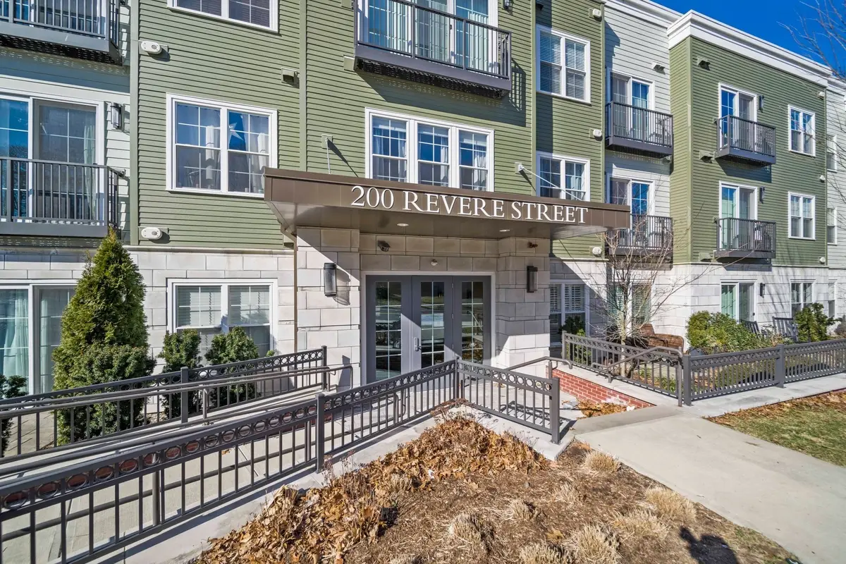 200 Revere St #4105, Canton, MA 02021 - #1