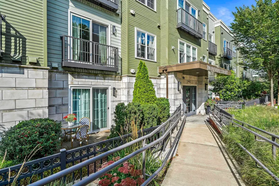 200 Revere St #4105, Canton, MA 02021 - #2