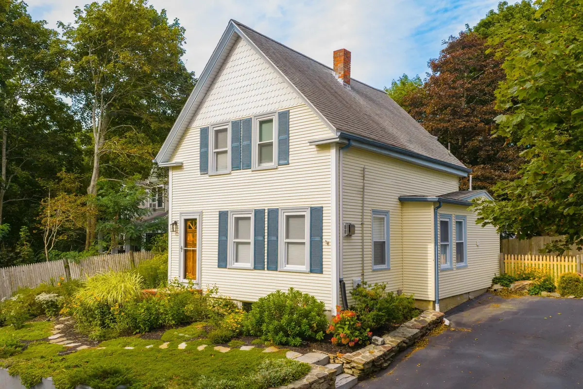 11 Wood Street, Plymouth, MA 02360 - #1