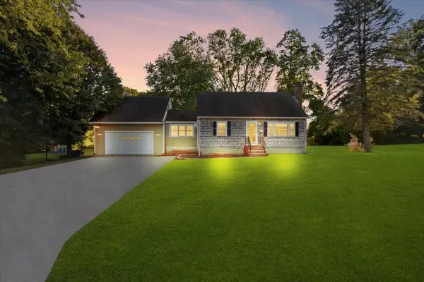337 Thatcher Street, Brockton, MA 02302