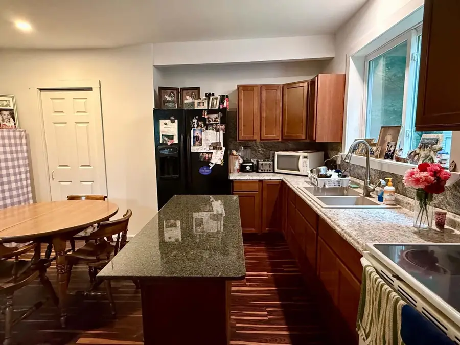 40 Eddy St, Ware, MA 01082 - #2
