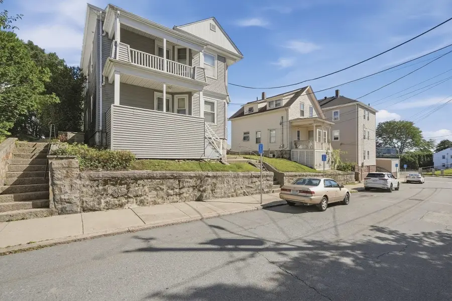 144 Swindells St, Fall River, MA 02723 - #2