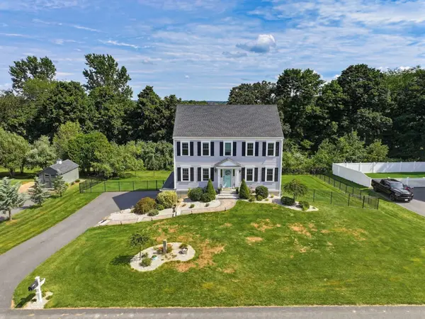 21 Windward Way, Swansea, MA 02777