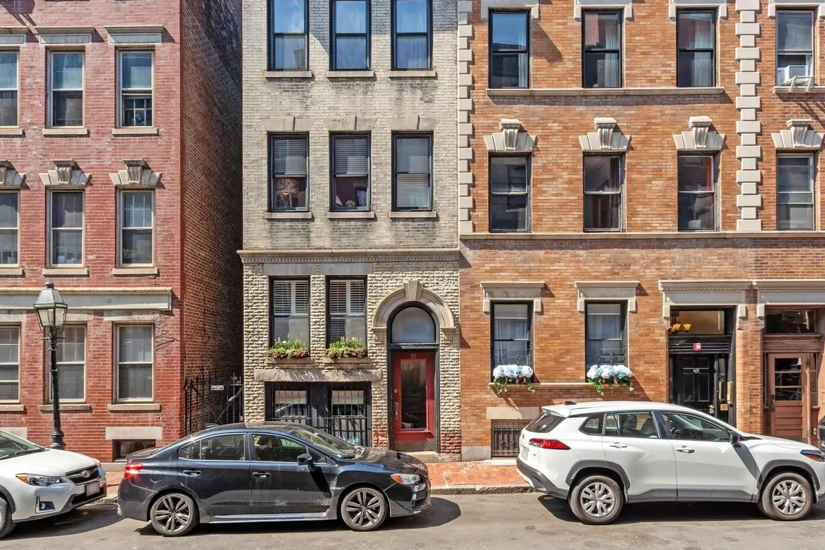 51 Revere St #1, Boston, MA 02114 - #1