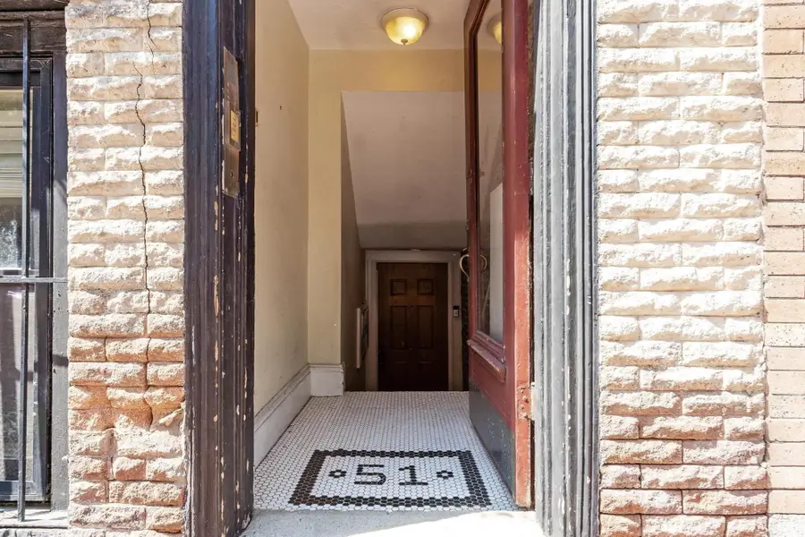 51 Revere St #1, Boston, MA 02114 - #3