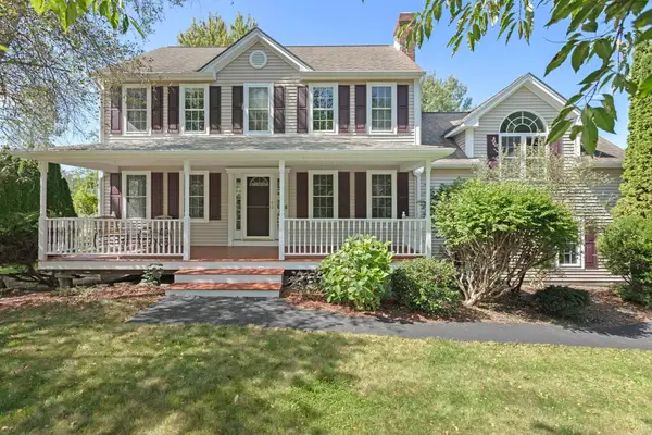 3 Brunelle Dr, Rutland, MA 01543