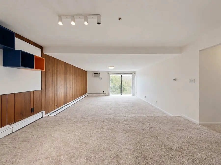 27 Alpine St #8, Malden, MA 02148 - #3