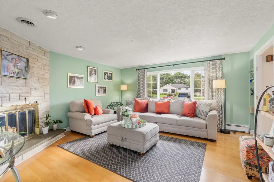 78 Rosewood Drive, Waltham, MA 02452 - #3