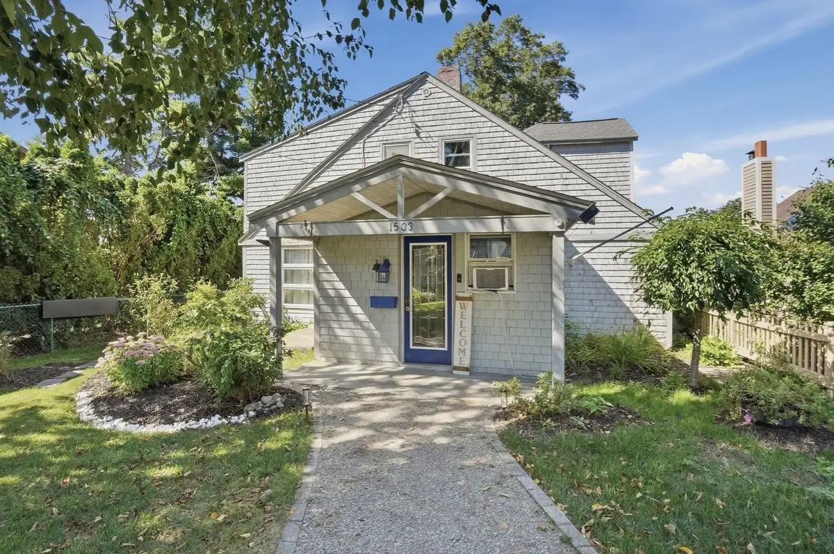 1533 Morton Avenue, New Bedford, MA 02745 - #1
