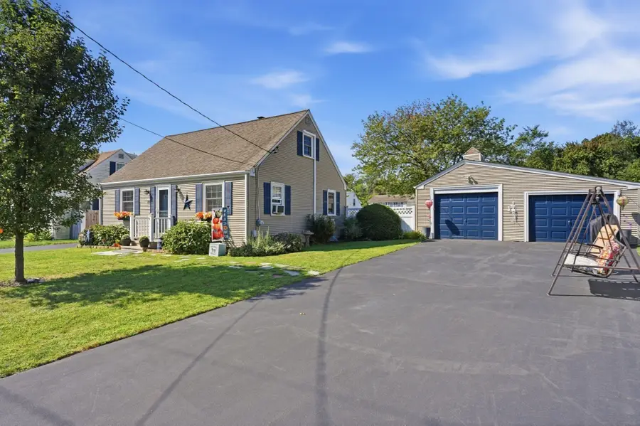 220 Williams St, Cumberland, RI 02864 - #2