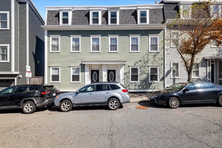 18 Emerson St #1, Boston, MA 02127 - #2