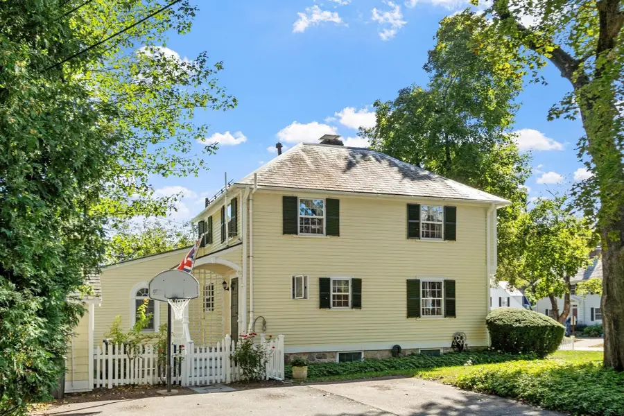 23 Arundel St, Andover, MA 01810 - #3