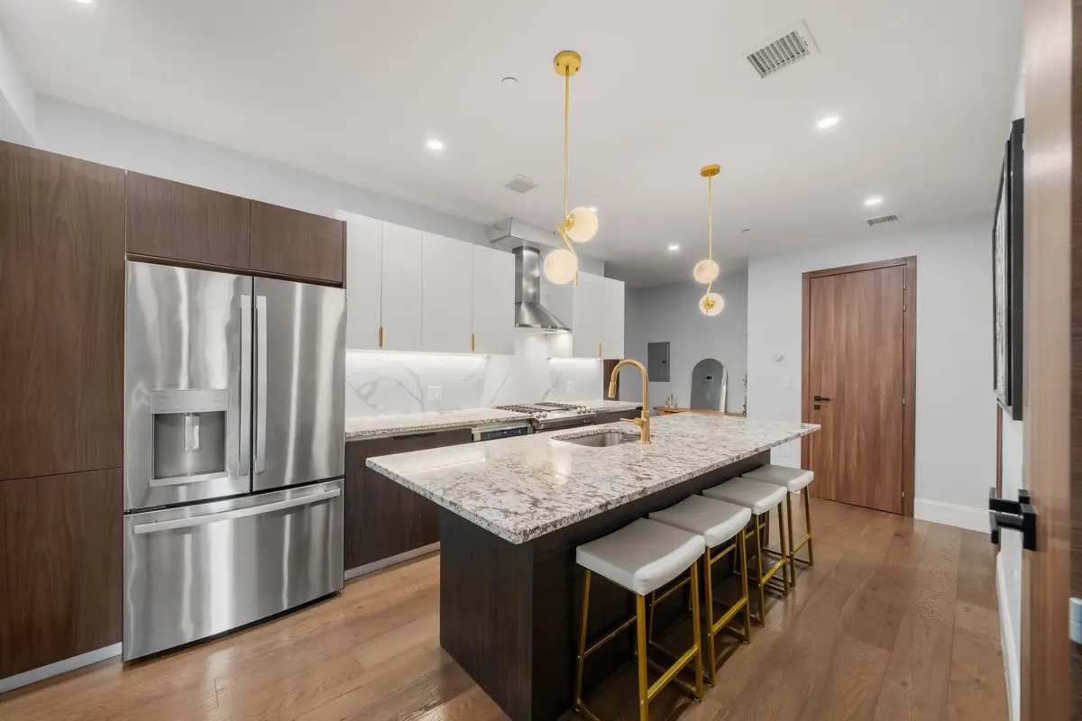 32 Pearl St #3, Boston, MA 02125 - #1