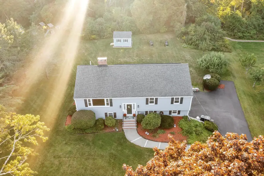 2 Dorset Circle, Andover, MA 01810 - #3