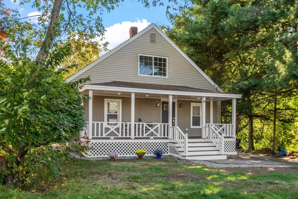 15 Arcadia St, South Grafton, MA 01560 - #1