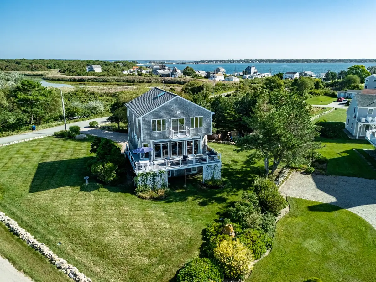 21 Nelson Avenue, Fairhaven, MA 02719 - #1