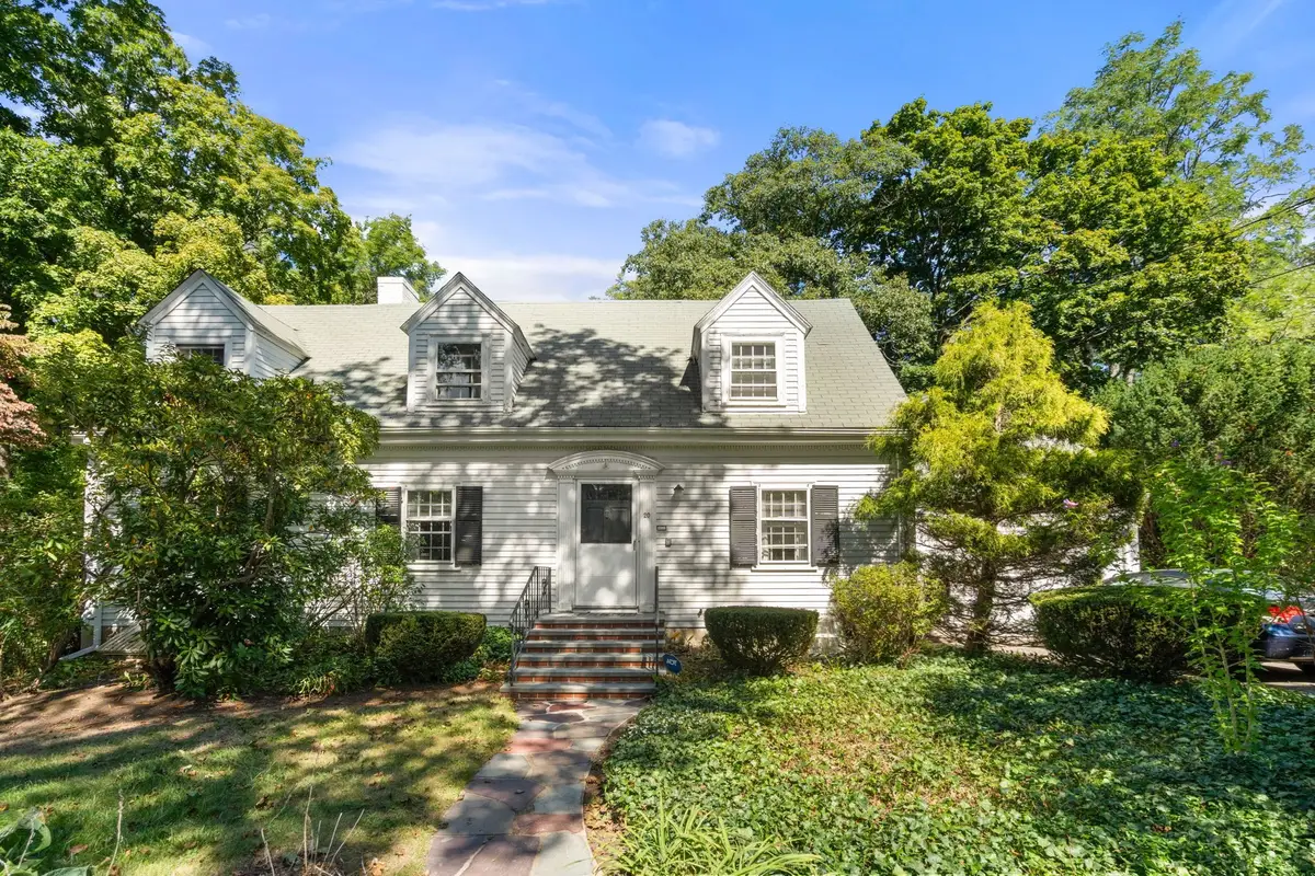 20 Buswell Park, Newton, MA 02458 - #1