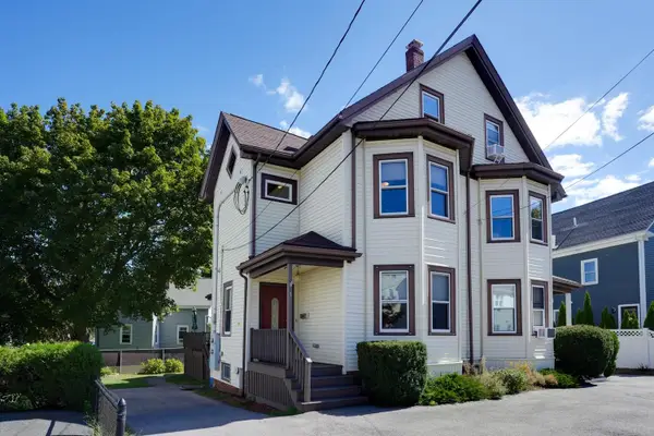 9 Ash St #1, Belmont, MA 02478