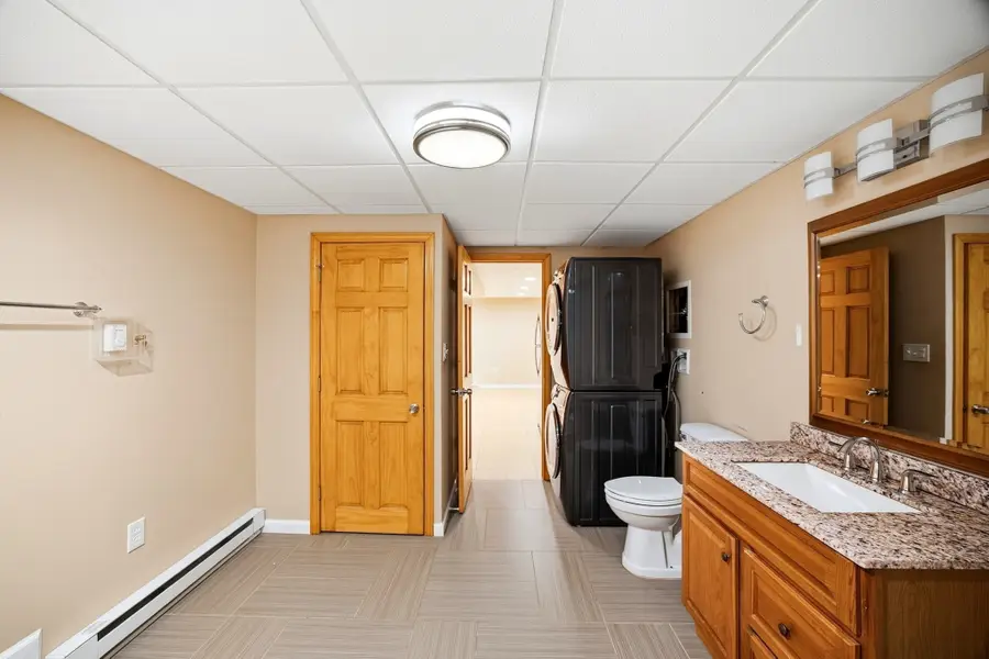 245 North St, Agawam Town, MA 01030 - #3