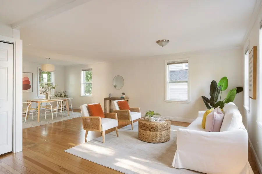7 Beach St, Newton, MA 02460 - #2