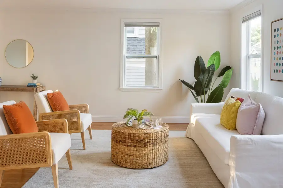 7 Beach St, Newton, MA 02460 - #3