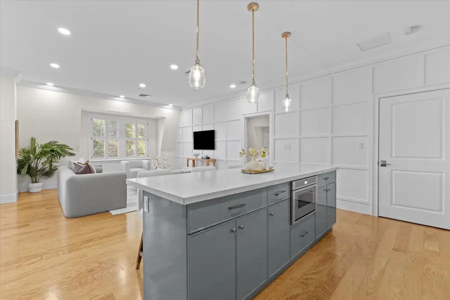 36 Elmwood Ave #11, Winchester, MA 01890 - #3