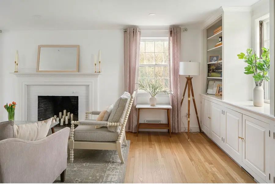 39 River Glen Rd, Wellesley, MA 02481 - #3