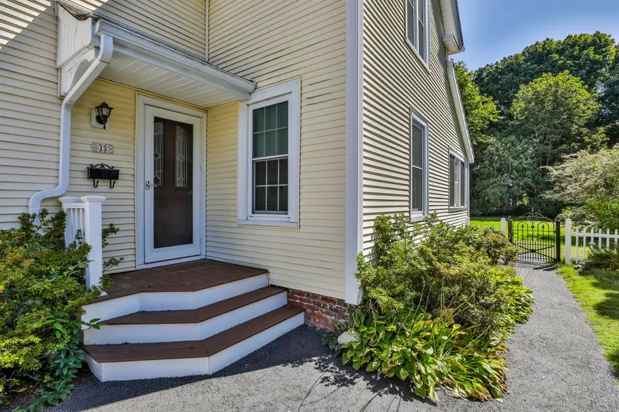 13 Collins St, Newburyport, MA 01950 - #2
