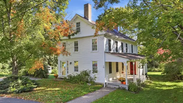 84 Maple Street, Oakham, MA 01068
