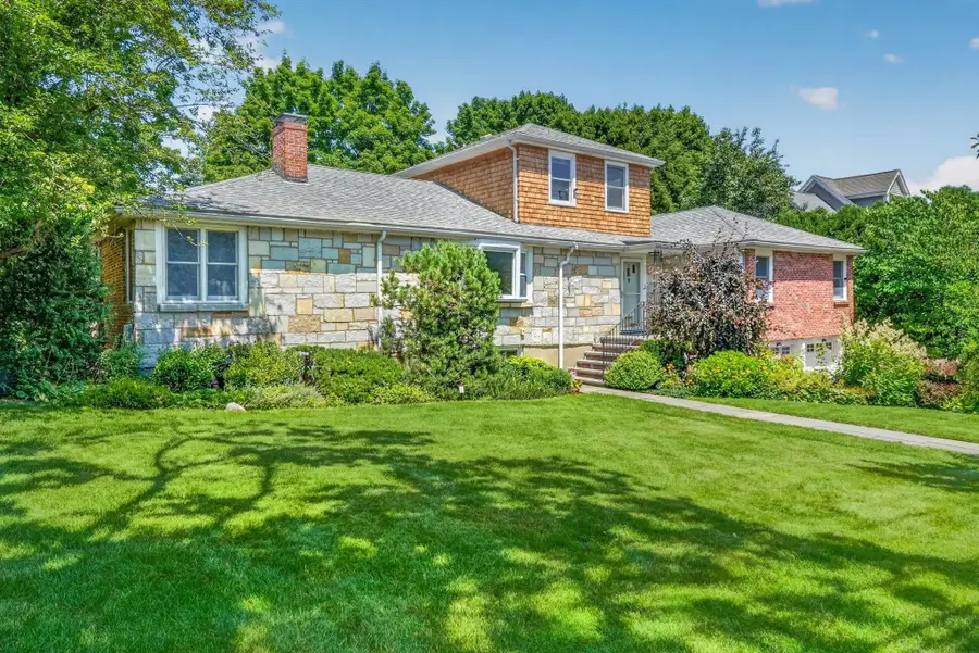 22 Nardell Rd, Newton, MA 02459 - #2