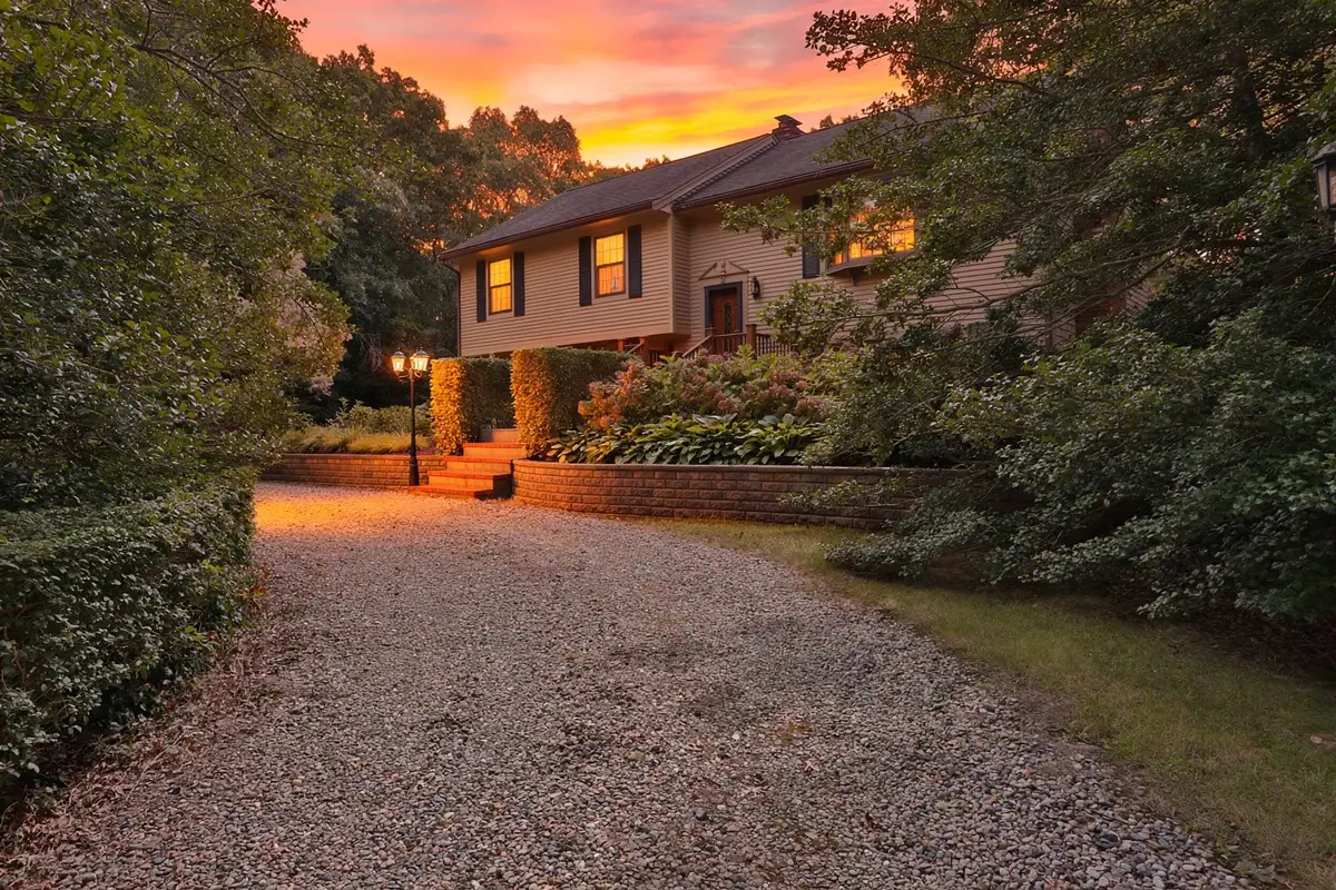 2 Robin Rd, Sandwich, MA 02563 - #1
