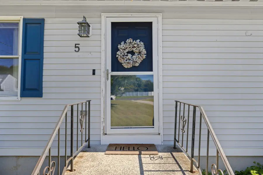 5 Rawson Road, Bellingham, MA 02019 - #3