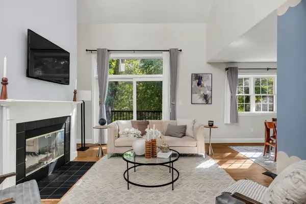 45 Bishops Forest Dr #45, Waltham, MA 02452