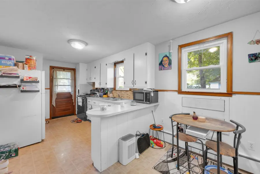 1 Elm St, Oxford, MA 01540 - #3