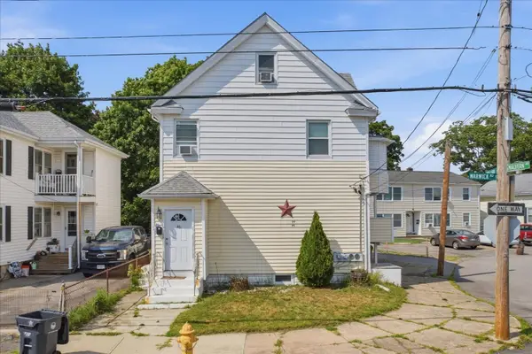 44 Warwick Rd, Pawtucket, RI 02861