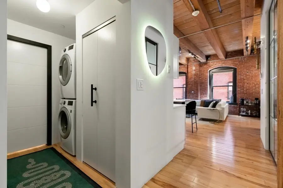 21 Wormwood St #422, Boston, MA 02210 - #3