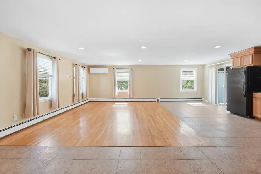 27 Aldea Ave, Dudley, MA 01571 - #3