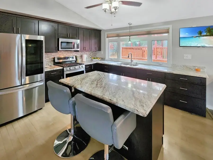 2 Parker Ter, East Freetown, MA 02717 - #2
