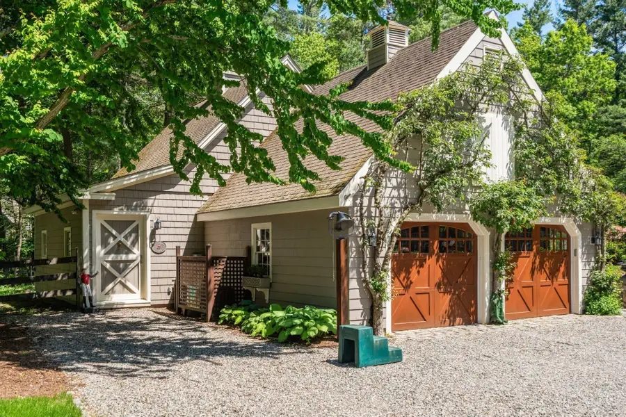 168 Centre St, Dover, MA 02030 - #3